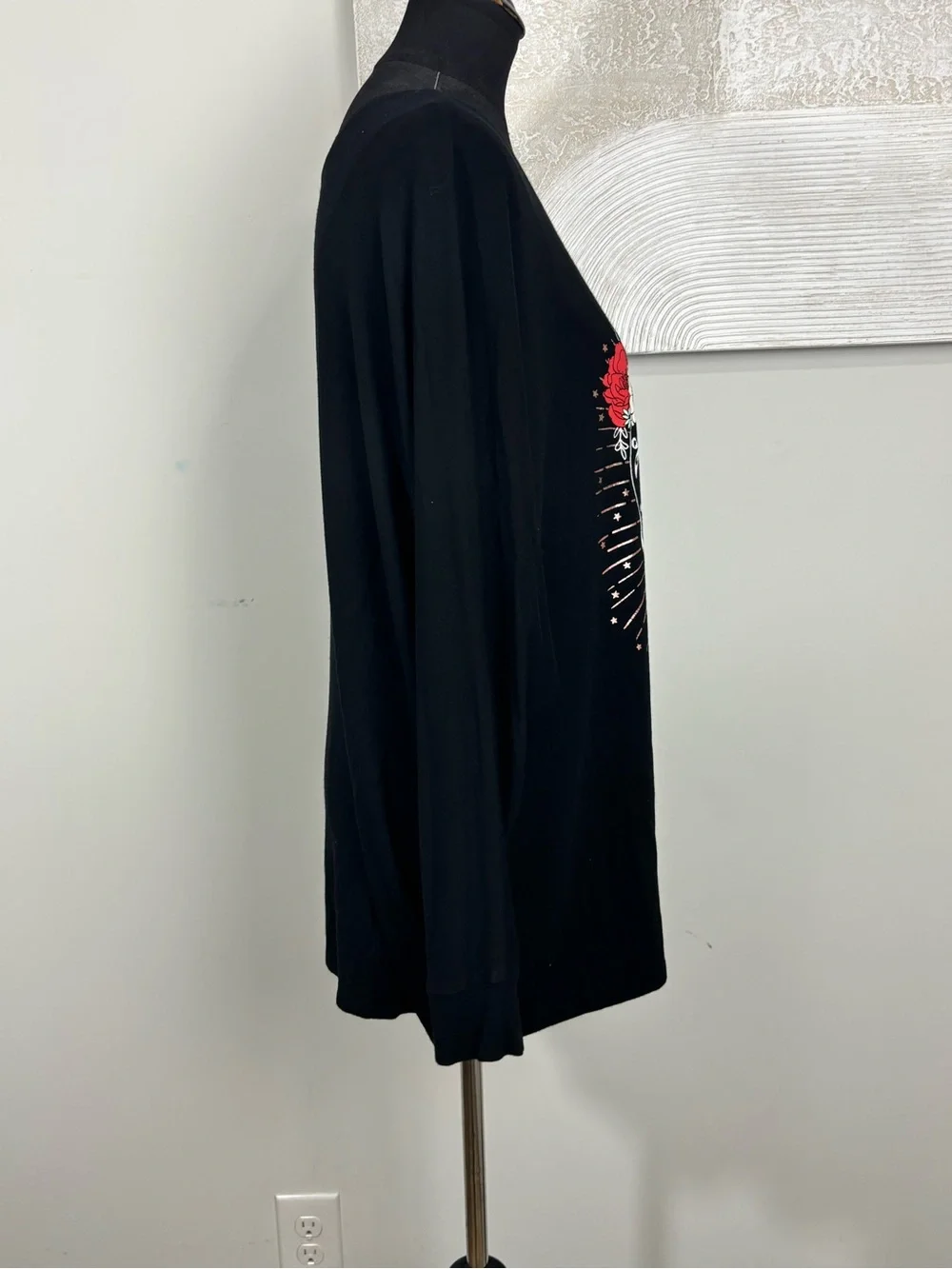 Torrid 1 Women 1X Black Sugar Dolman Skull Graphic Super Soft Knits Long Sleeve - Picture 5 of 12